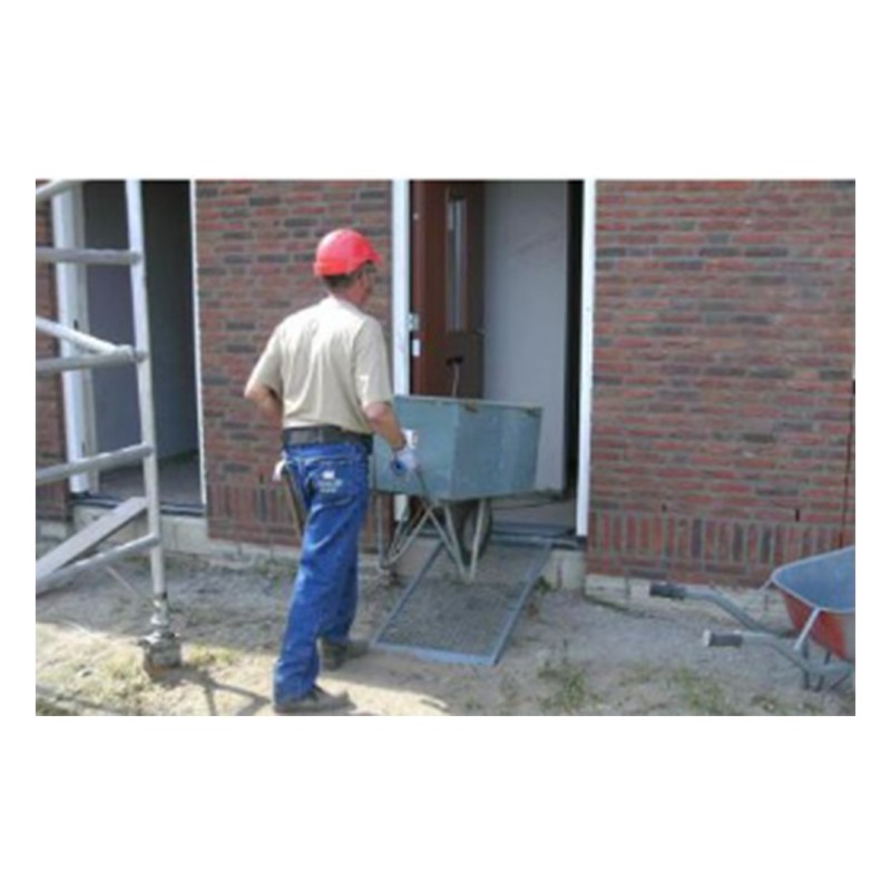 Rampe de chantier grillagée
